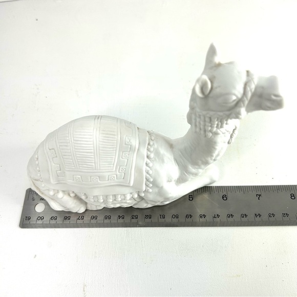 Vintage Avon Manger Nativity Camel Figurine - Picture 9 of 11